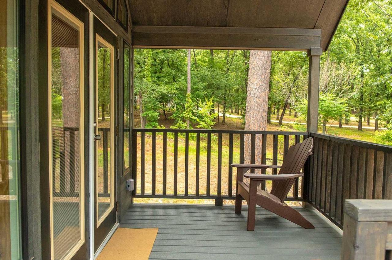 Jellystone Park Tyler Hotel ภายนอก รูปภาพ